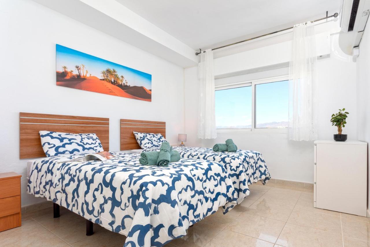Fantastico Apartamento A Pie De Playa By Renthas Apartment Фуeнхирола Екстериор снимка