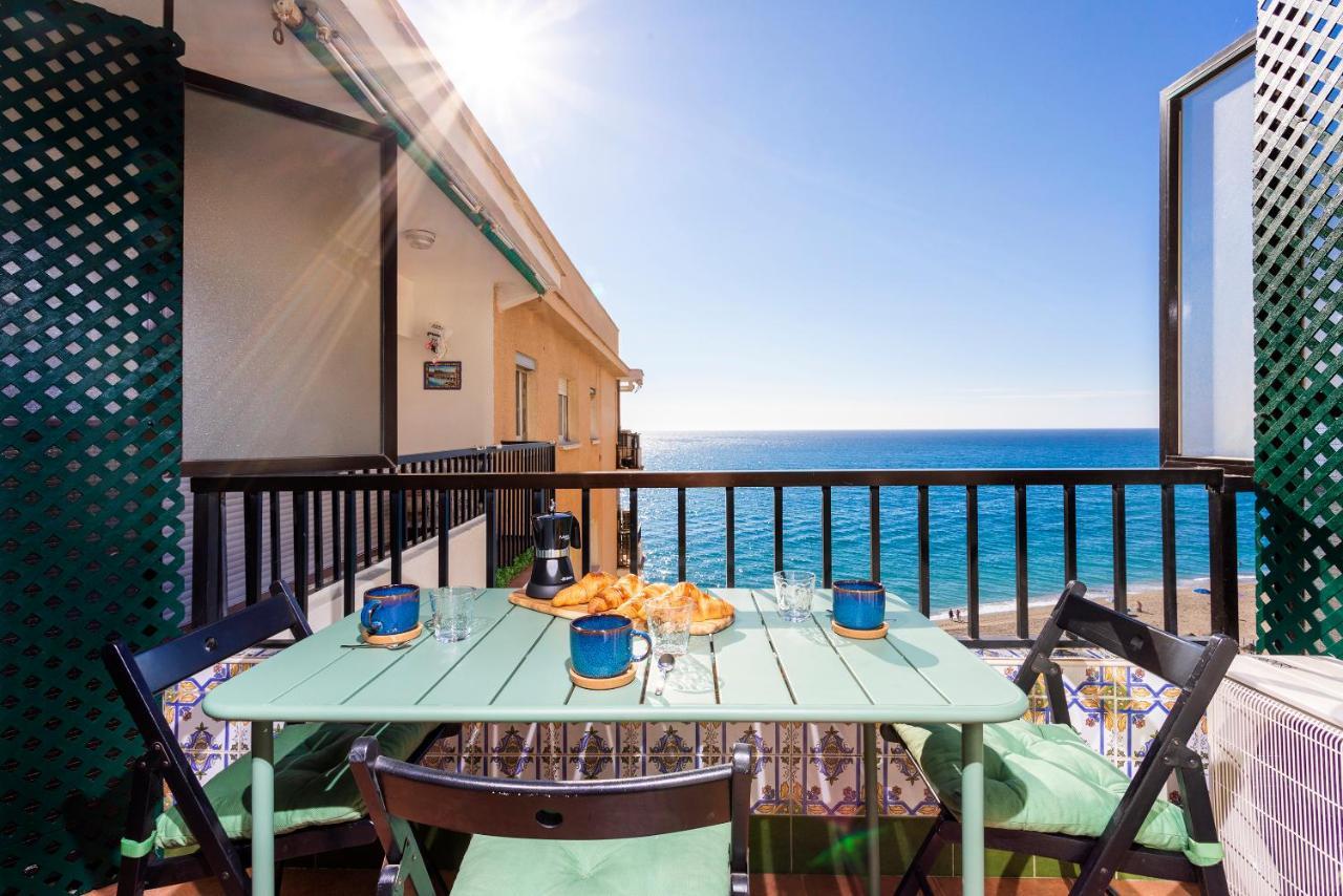 Fantastico Apartamento A Pie De Playa By Renthas Apartment Фуeнхирола Екстериор снимка