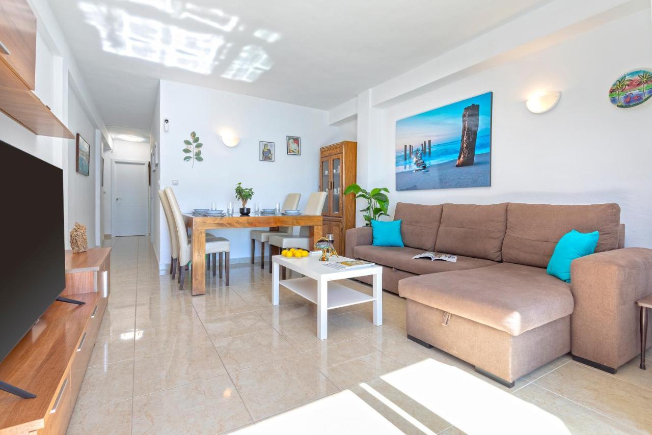Fantastico Apartamento A Pie De Playa By Renthas Apartment Фуeнхирола Екстериор снимка